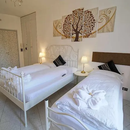 Therrys Destiny 6 Apartment