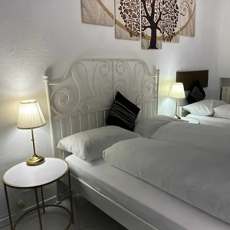 Therrys Destiny 6 Apartman *